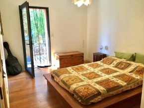 Chambre indépendante avec coin cuisine